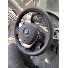 Bmw f30 -f20 direksiyon dakota desen siyah dikişli direksiyon Kılıfı derisi sökülmeden yapılır bmwf30dakota direksiyon kılıfı